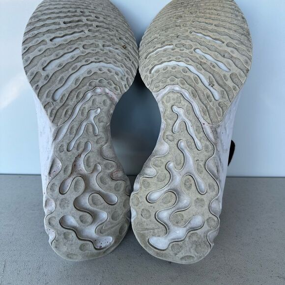 Nike React Infinity Woman's Running Shoe Red / Black Size 9,5 CQ7331-993 - Picture 7 of 8